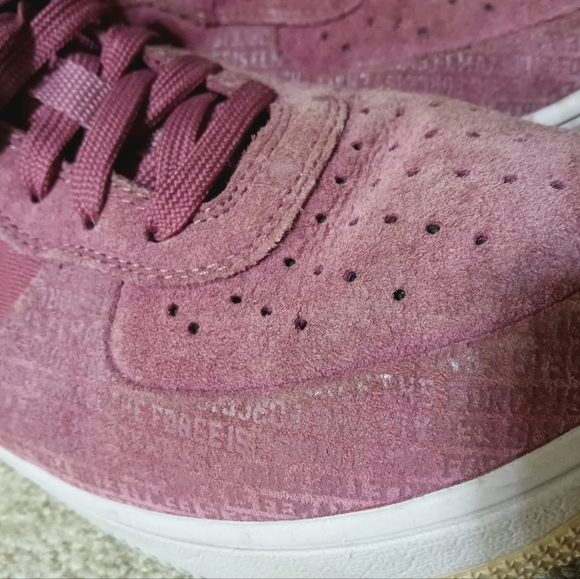 Nike - Picture 6 of 10